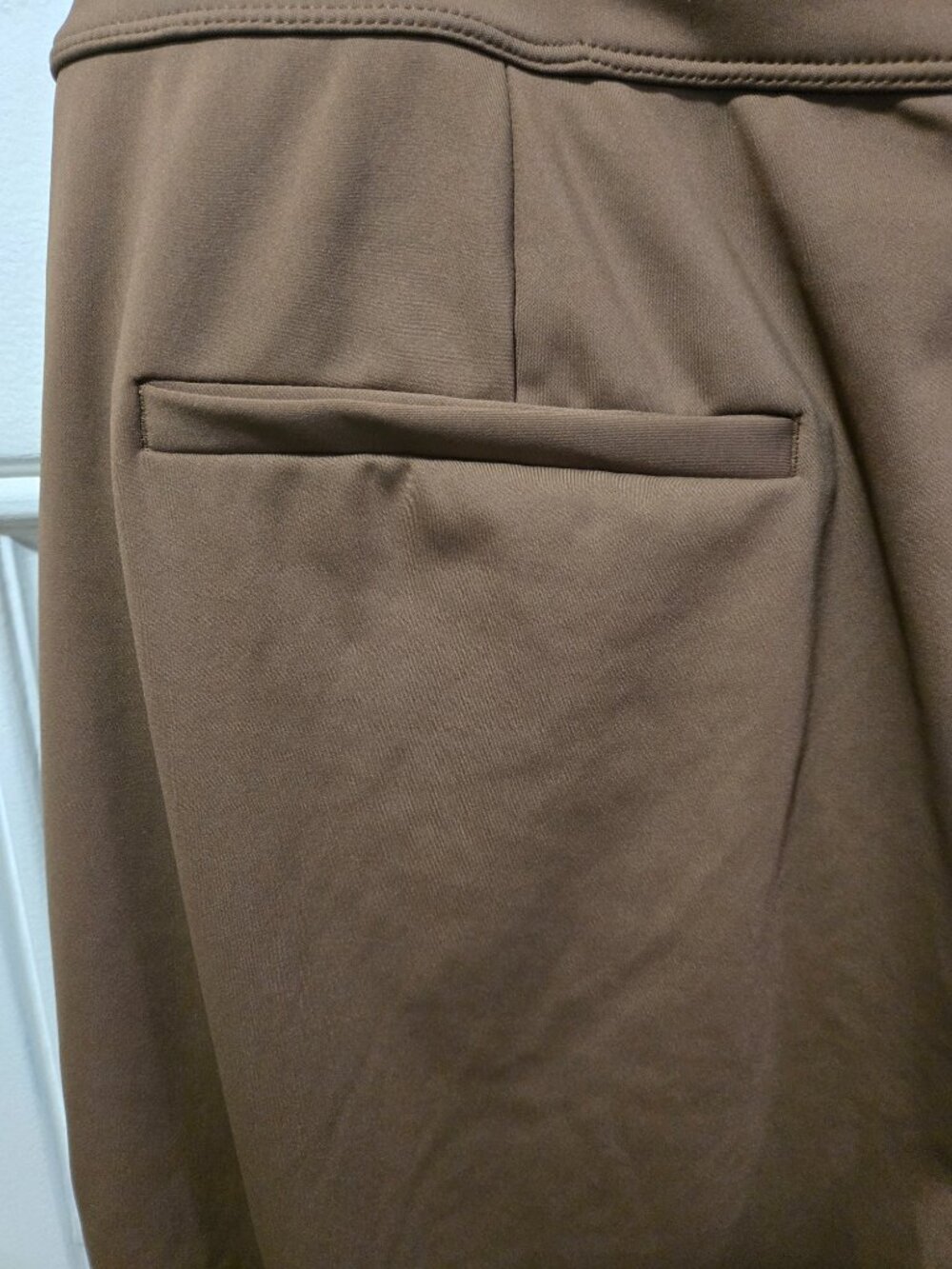 NWT Halara XL Tall Brown High Rise Wide Leg Travel Pants Zip Pockets - Picture 5 of 10
